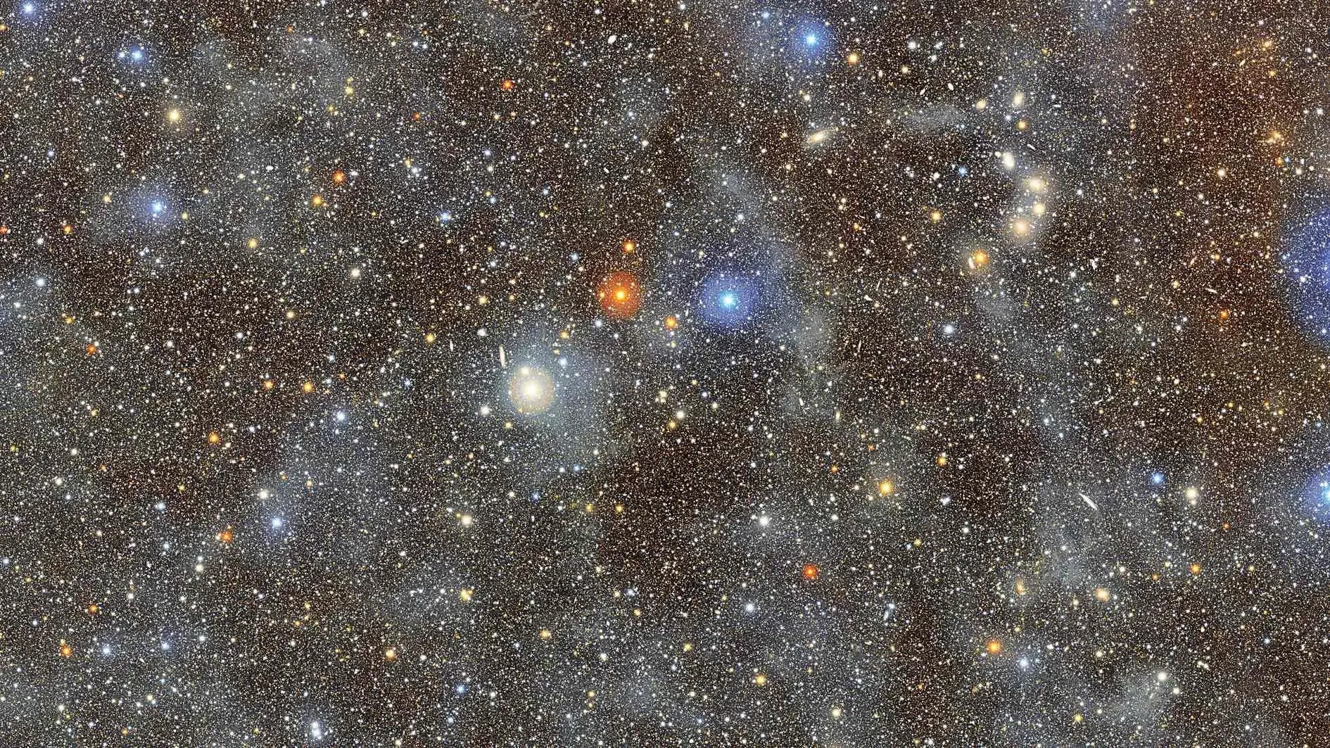 Grootste digitale camera begint tien jaar lang onderzoek naar het universum