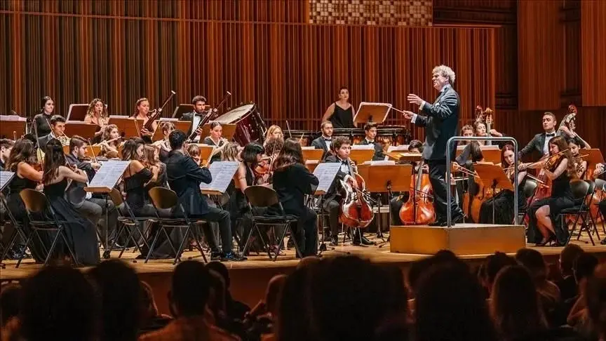Jeugdfilharmonisch orkest viert 20 jaar op internationaal podium