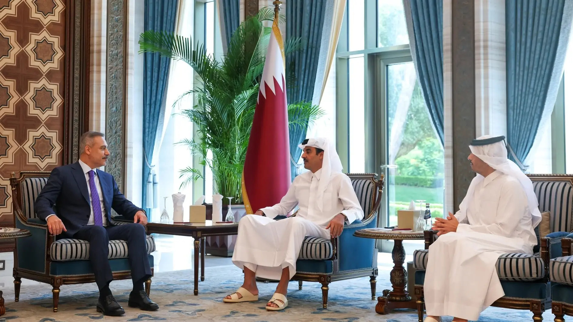 Turkse topdiplomaat bezoekt Qatar voor gesprekken op hoog niveau