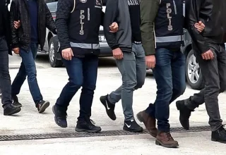 49 aangehouden in onderzoek naar fraude met visumafspraken in Schengen