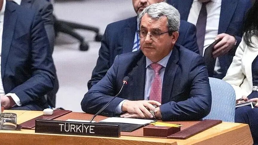 Ankara dringt er bij Israël op aan de aanvallen op Syrië stop te zetten