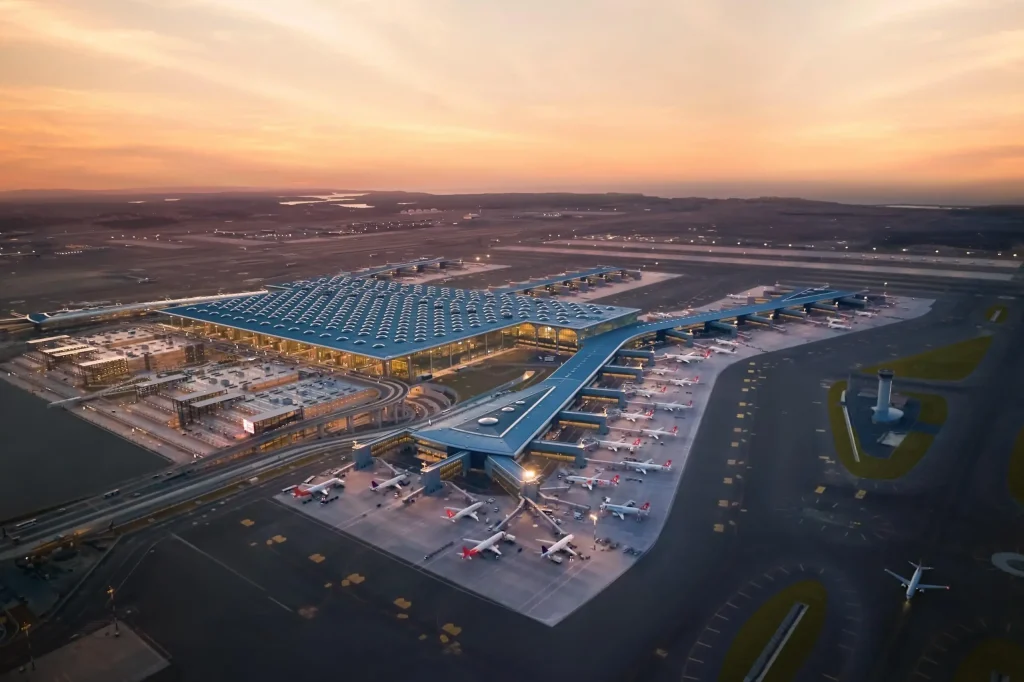 De luchthavens van Türkiye vervoerden in de eerste zeven maanden bijna 139 miljoen passagiers