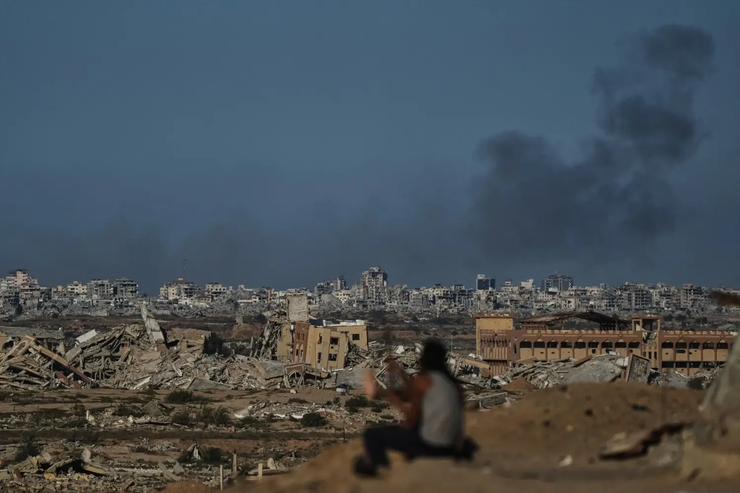 Drie bemiddelaars veroordelen Israël vanwege de voortdurende aanvallen op Gaza