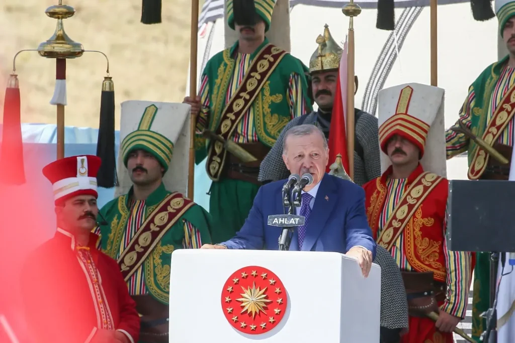 Erdoğan zegt dat antiterreurproject 'de deur zal openen naar een nieuw tijdperk'