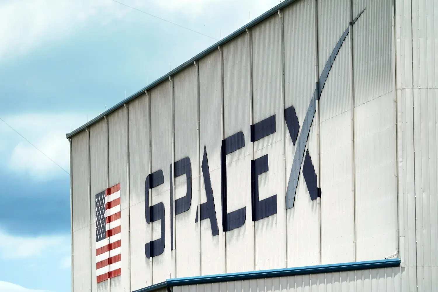 Het Vietnamese VinSpace tekent een overeenkomst met SpaceX om in 2027 zijn eerste satellieten te lanceren