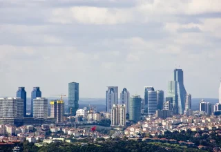 Kantoorhuren in Istanbul stijgen met 13 procent
