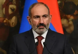 Pashinyan roept de ‘Vierde Republiek’ uit en belooft de banden met Turkije te normaliseren