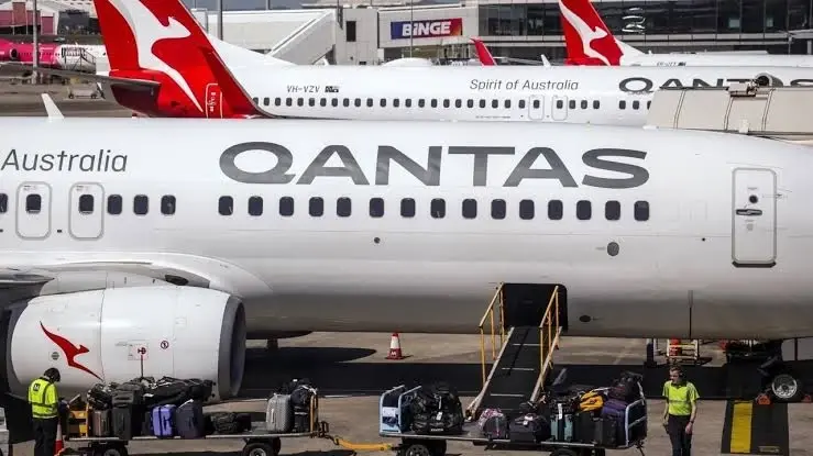 Qantas zegt dat de winsten dalen naarmate de brandstofkosten stijgen