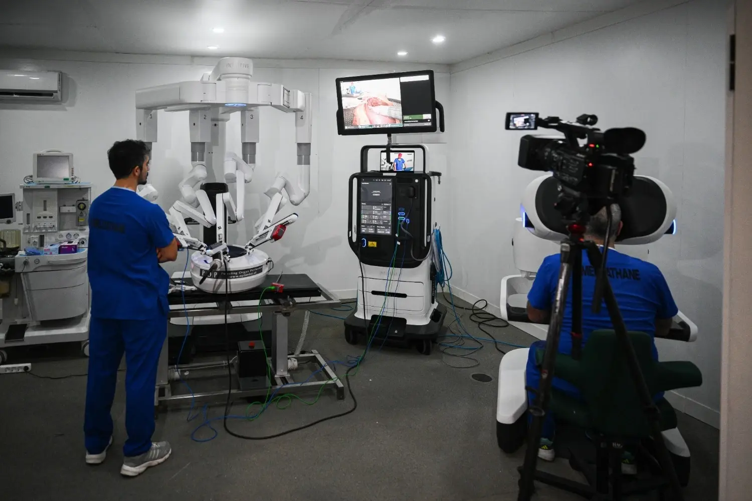 TCG Anadolu neemt robotchirurgie mee naar zee in een 5G-proef