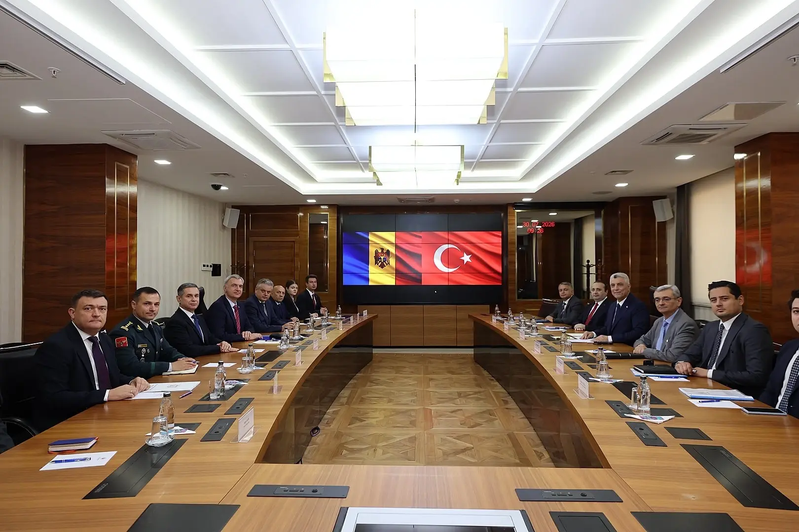 Türkiye en Moldavië bespreken uitbreiding van de handel en samenwerking in de defensie-industrie