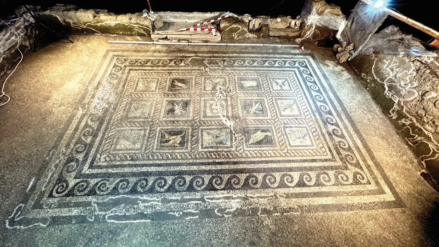 Villa uit de Romeinse tijd ontdekt in de oude stad Adramytteion