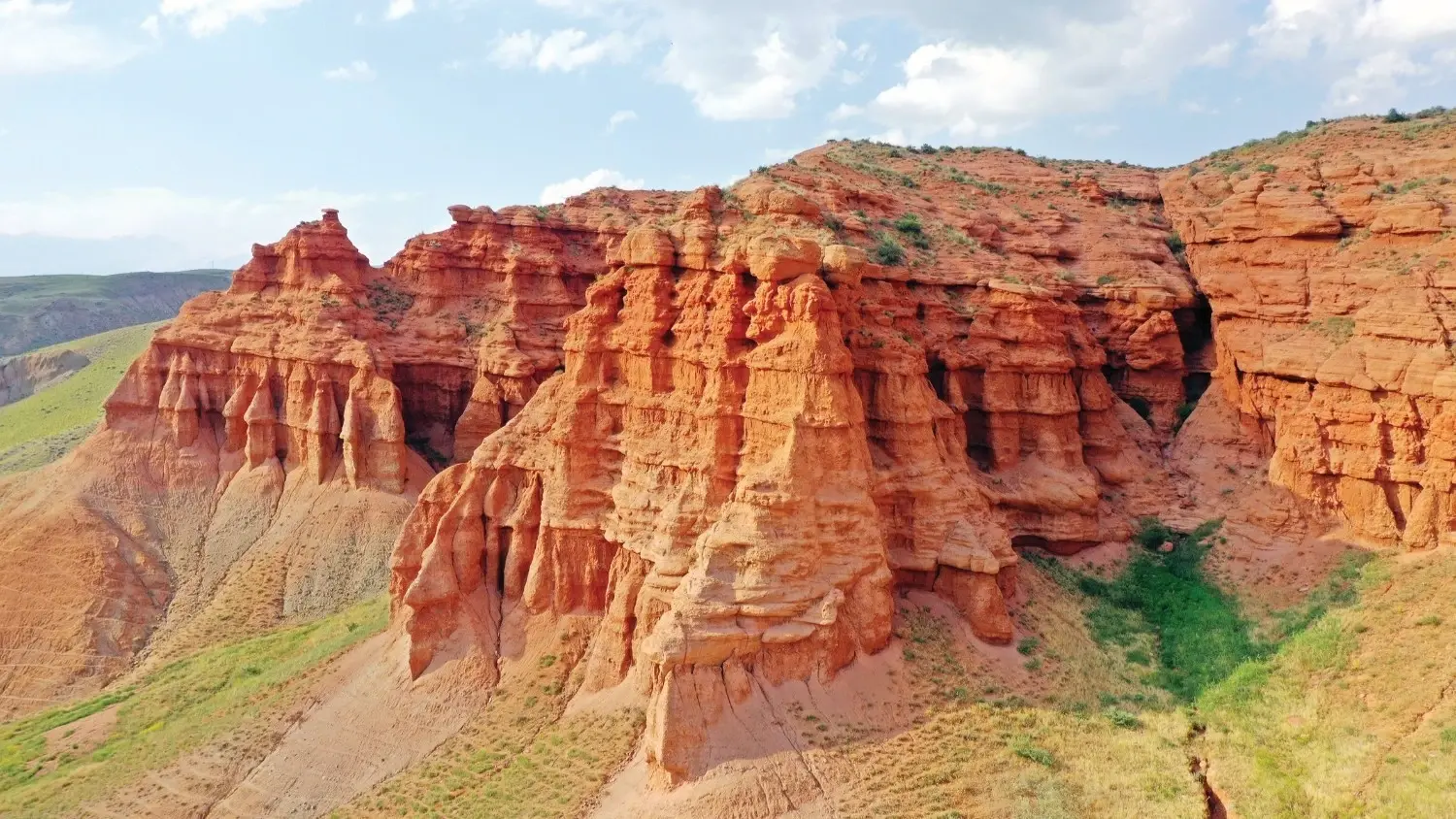 Bayam Kızıllıkları, vergelijkbaar met de canyons van Arizona, wacht op natuurliefhebbers