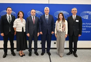 Bolat houdt gesprekken in Brussel over het ‘Made in EU’-initiatief