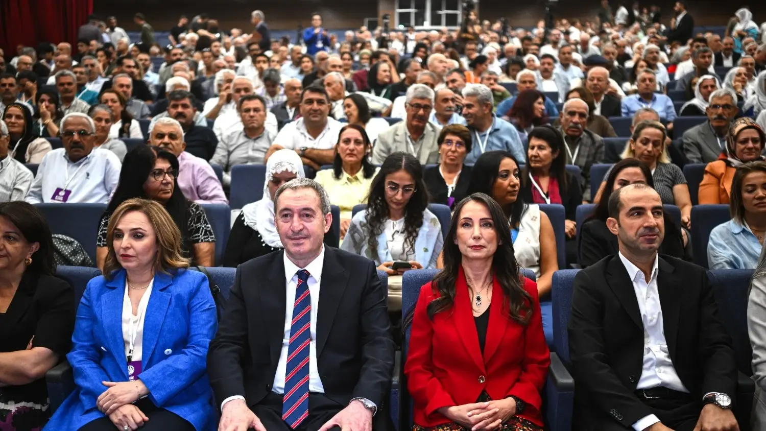 DEM-partij overweegt grote veranderingen op het volgende congres