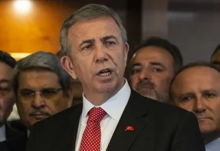 De burgemeester van Ankara stapt uit de CHP en zegt onafhankelijk te blijven
