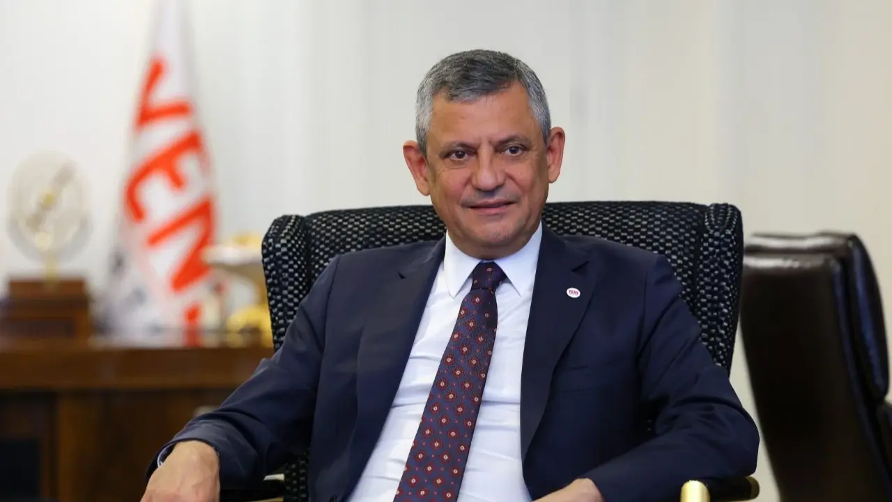 Een democratisch Turkiye om meer bij te dragen aan Europa: Özel