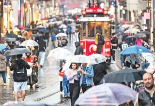 Herfstkou overtreft Türkiye terwijl de temperatuur daalt