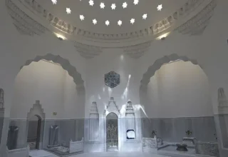 Historische badhuizen in Istanbul betreden de vastgoedmarkt