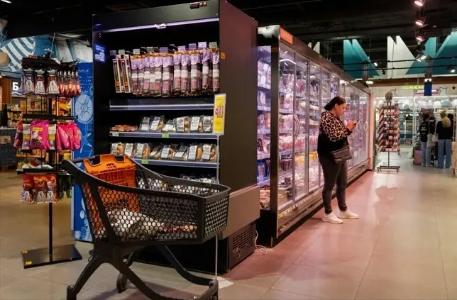Kiew-shoppers voelen de druk van Russische aanvallen op toeleveringsnetwerken