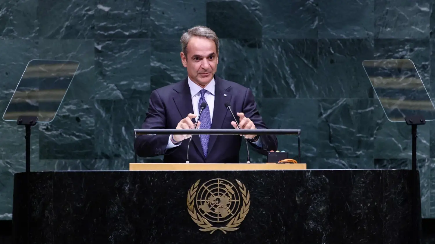 Mitsotakis roept op tot dialoog om de ‘gevoelige’ banden met Türkiye te versoepelen