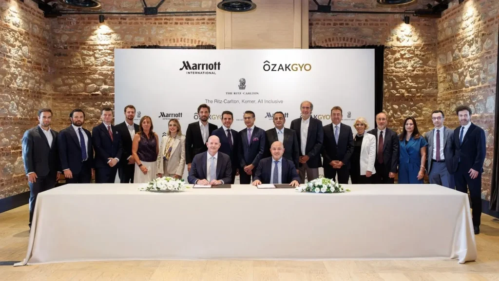 Özak en Marriott tekenen deal voor Ritz-Carlton resort in Kemer