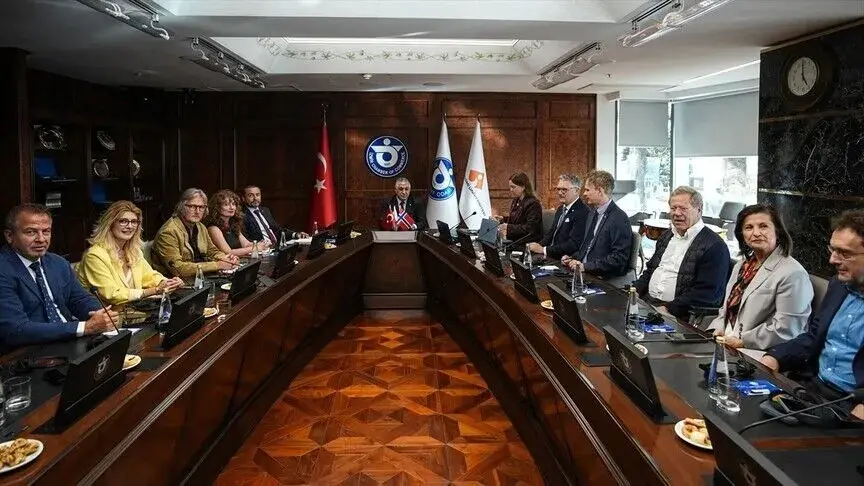 Türkiye en Noorwegen sluiten een technologisch pact voor de zeehondenvisserij in het westen van Izmir