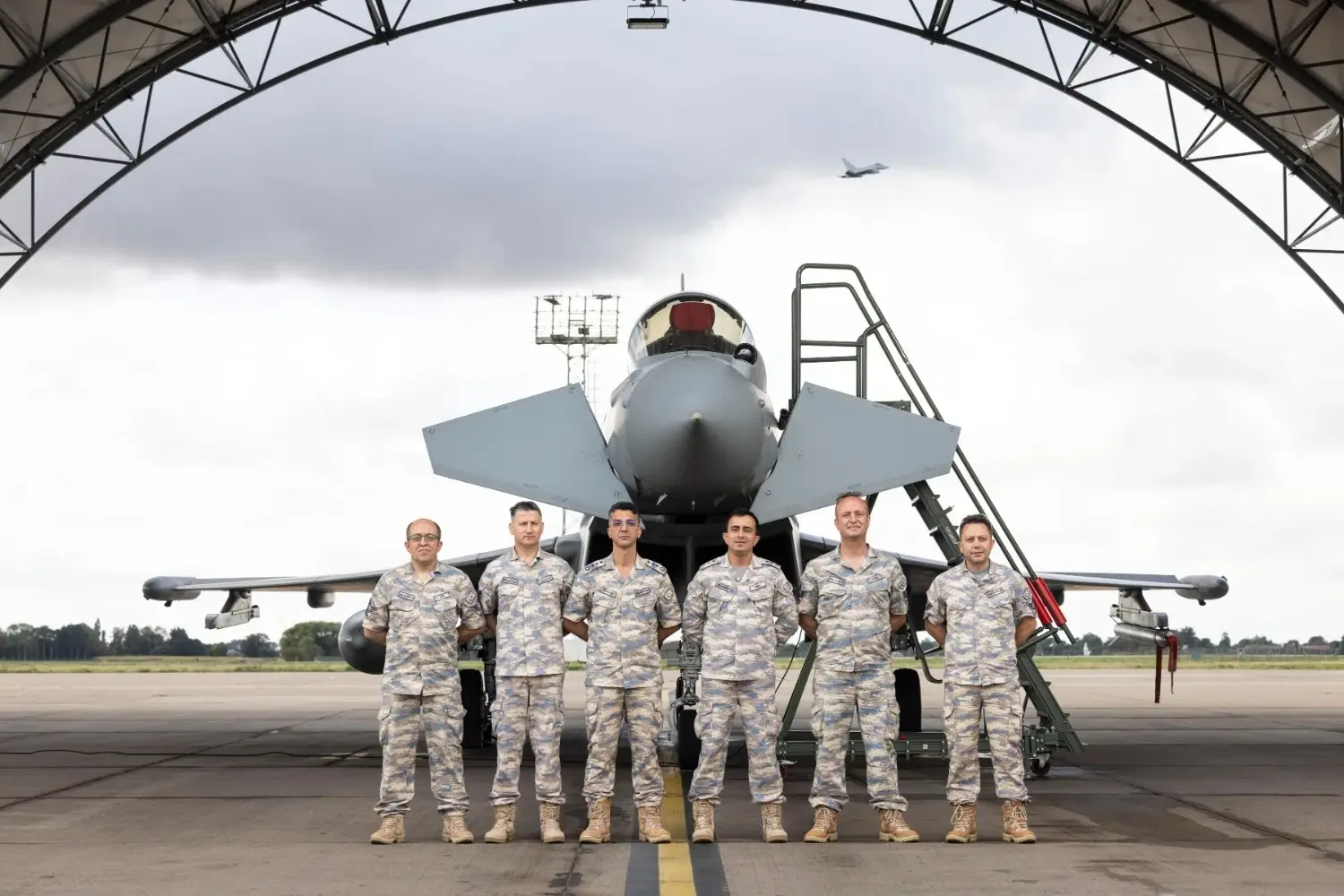 Turks team inspecteert Eurofighter-faciliteit op Britse basis