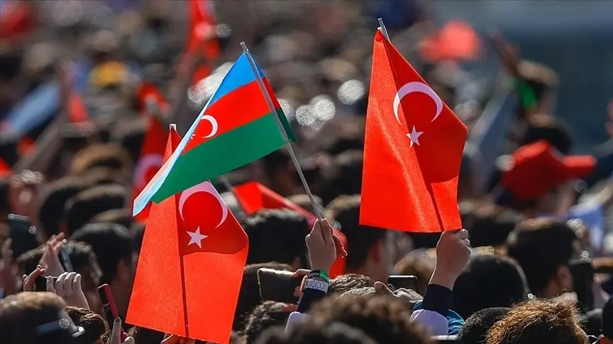 AKP-functionaris: Ankara en Baku kunnen problemen 'binnen de familie' oplossen