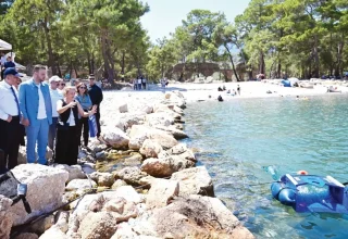 Antalya maakt onder water een ‘röntgenfoto’ om de schade aan de zee vast te stellen