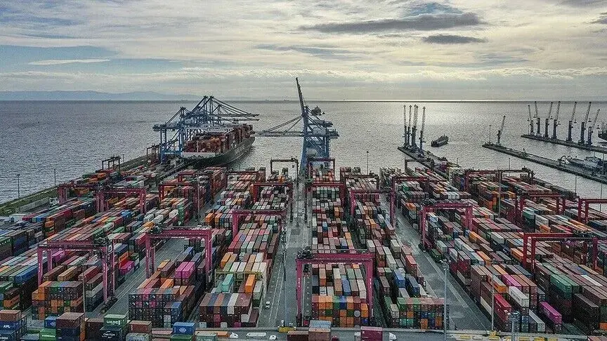 De exportgroei verkleint het handelstekort van september