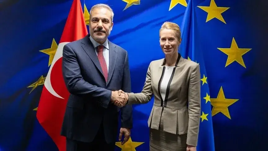 Fidan ontmoet EU-topdiplomaat Rutte in Brussel