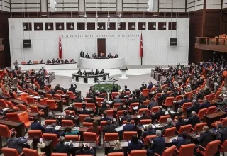 Het Parlement hervat zijn werkzaamheden met een volle wetgevingsagenda