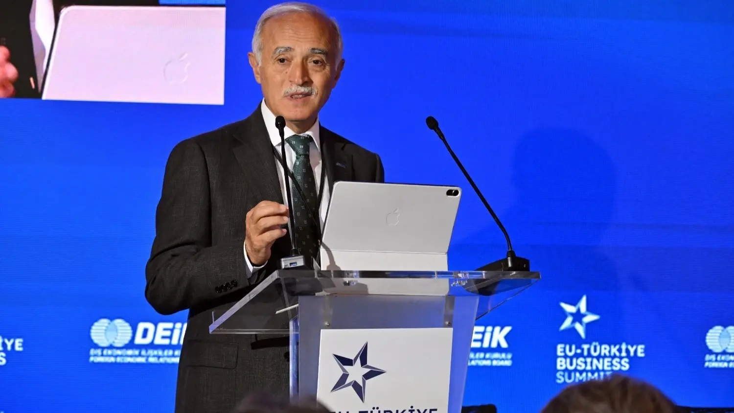 Het hoofd van DEİK roept op tot sterkere economische samenwerking tussen Turkije en de EU in Brussel
