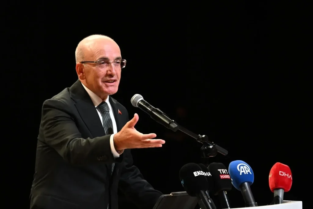Şimşek zegt dat het algoritme de winsten uit fondsmisbruik heeft getraceerd