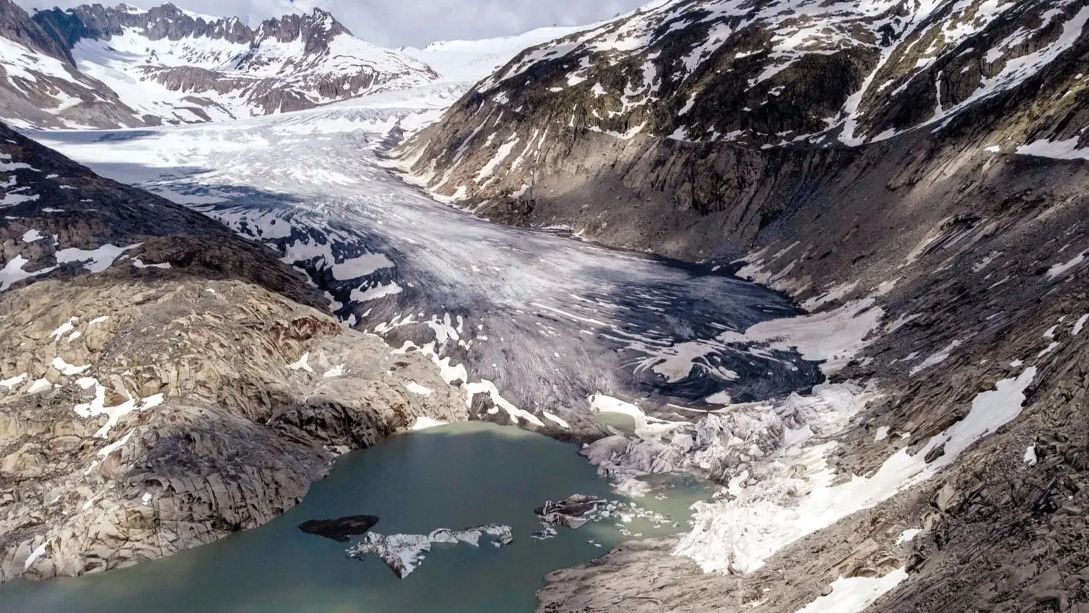 'Treasury of Ice' onthult relikwieën terwijl Zwitserse gletsjers snel smelten