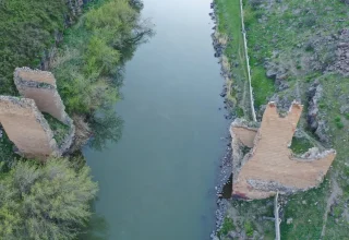 Türkiye bevordert een gezamenlijk restauratieproject van de historische brug aan de Armeense grens