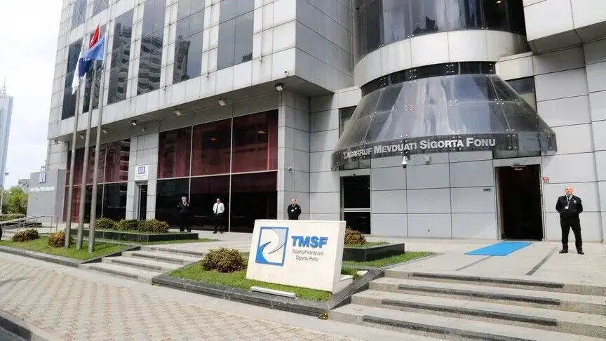 Türkiye draagt ​​het beheer van drie banken en twee factoringbedrijven over aan een depositoverzekeringsfonds